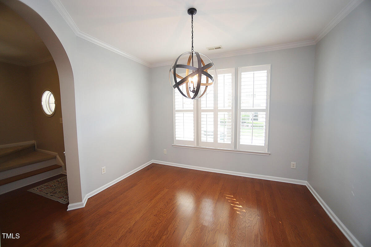 5927 Hourglass Court Raleigh, NC 27612 - Photo 8 of 48 5927 HourglassG