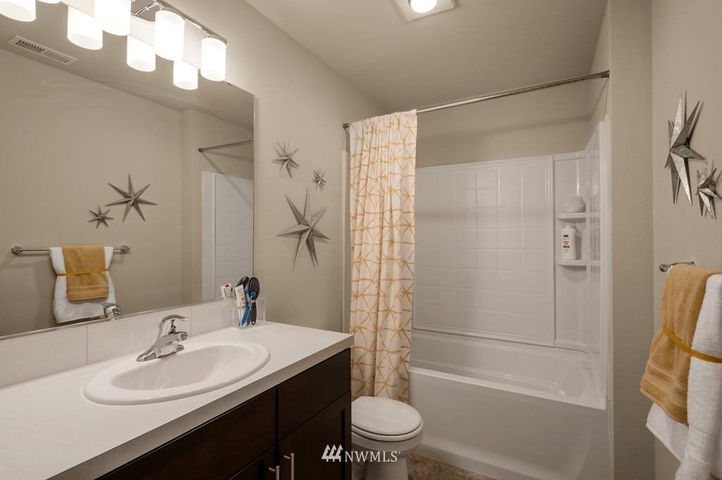 21114 Meridian Drive Southeast, Unit P5 Bothell, WA 98021 - Photo 16 of 18