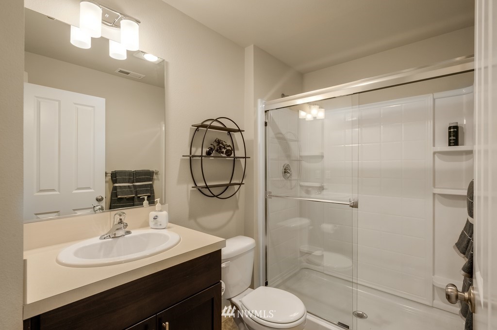 21114 Meridian Drive Southeast, Unit P5 Bothell, WA 98021 - Photo 4 of 18