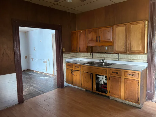 $39,900 | 113 East Main Street, Saratoga, IN 47382