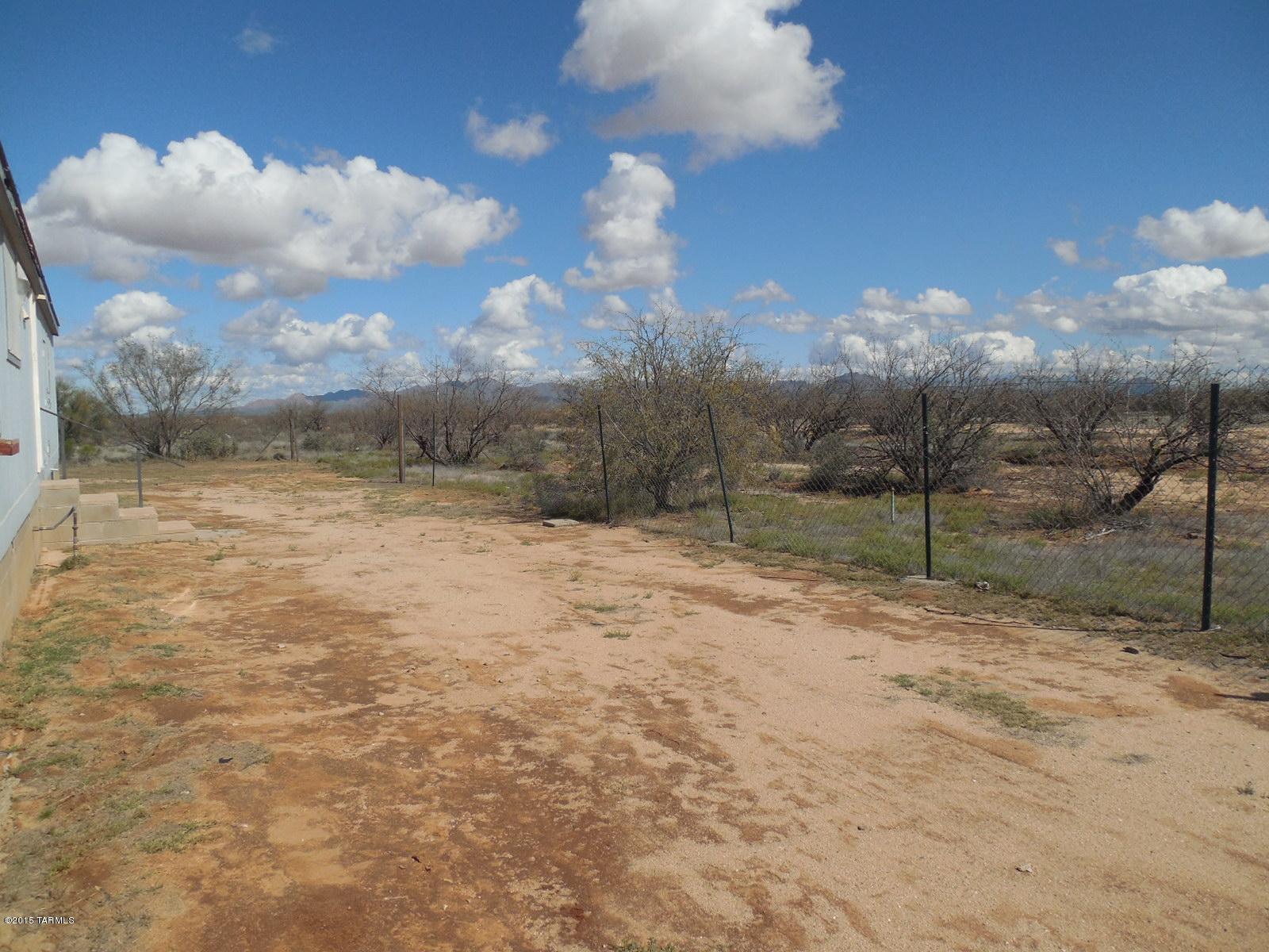 8180 South Marstellar Road Tucson, AZ 85736 - Photo 4 of 33 Gallery Image 4