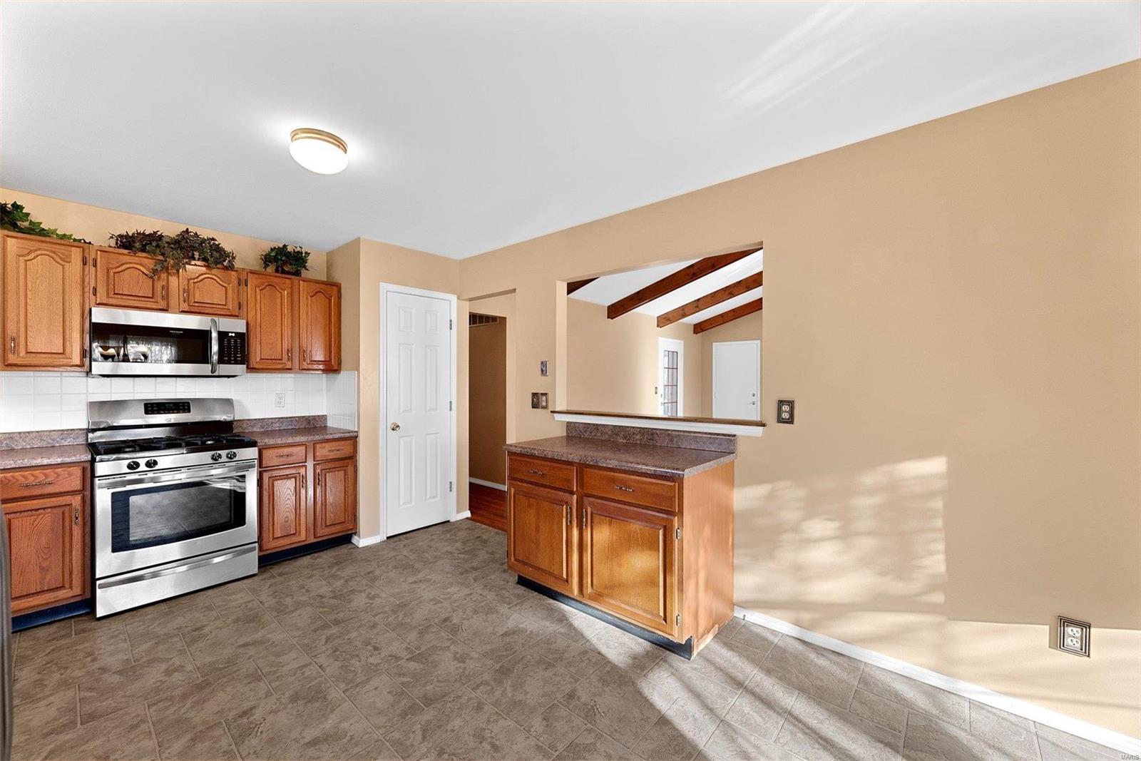 314 Atrium Ridge Court St. Peters, MO 63376 - Photo 11 of 34 Gallery Image 11