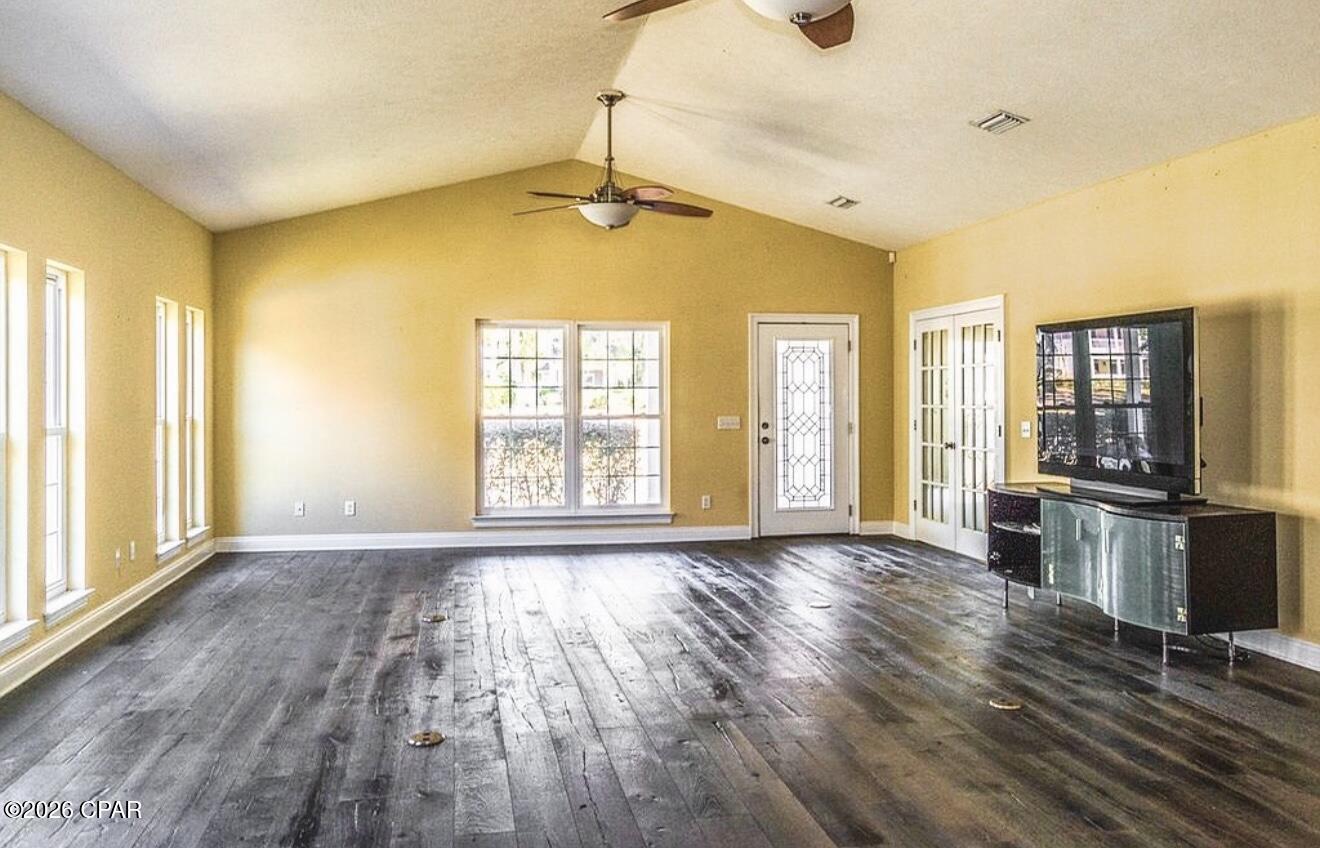 4005 Riverside Drive Panama City, FL 32404 - Photo 9 of 24