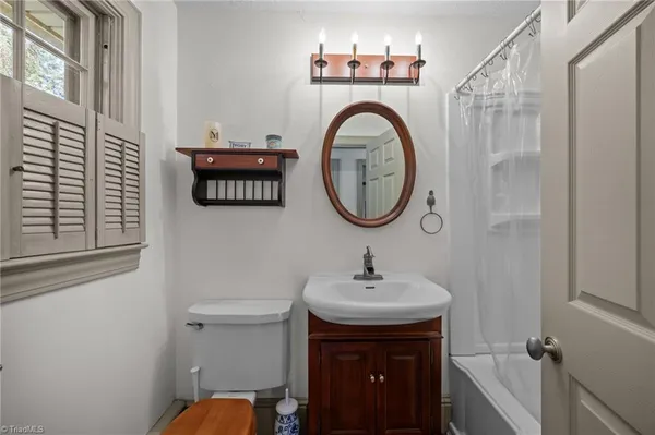 $300,000 | 502 West Hunter Street, Madison, NC 27025