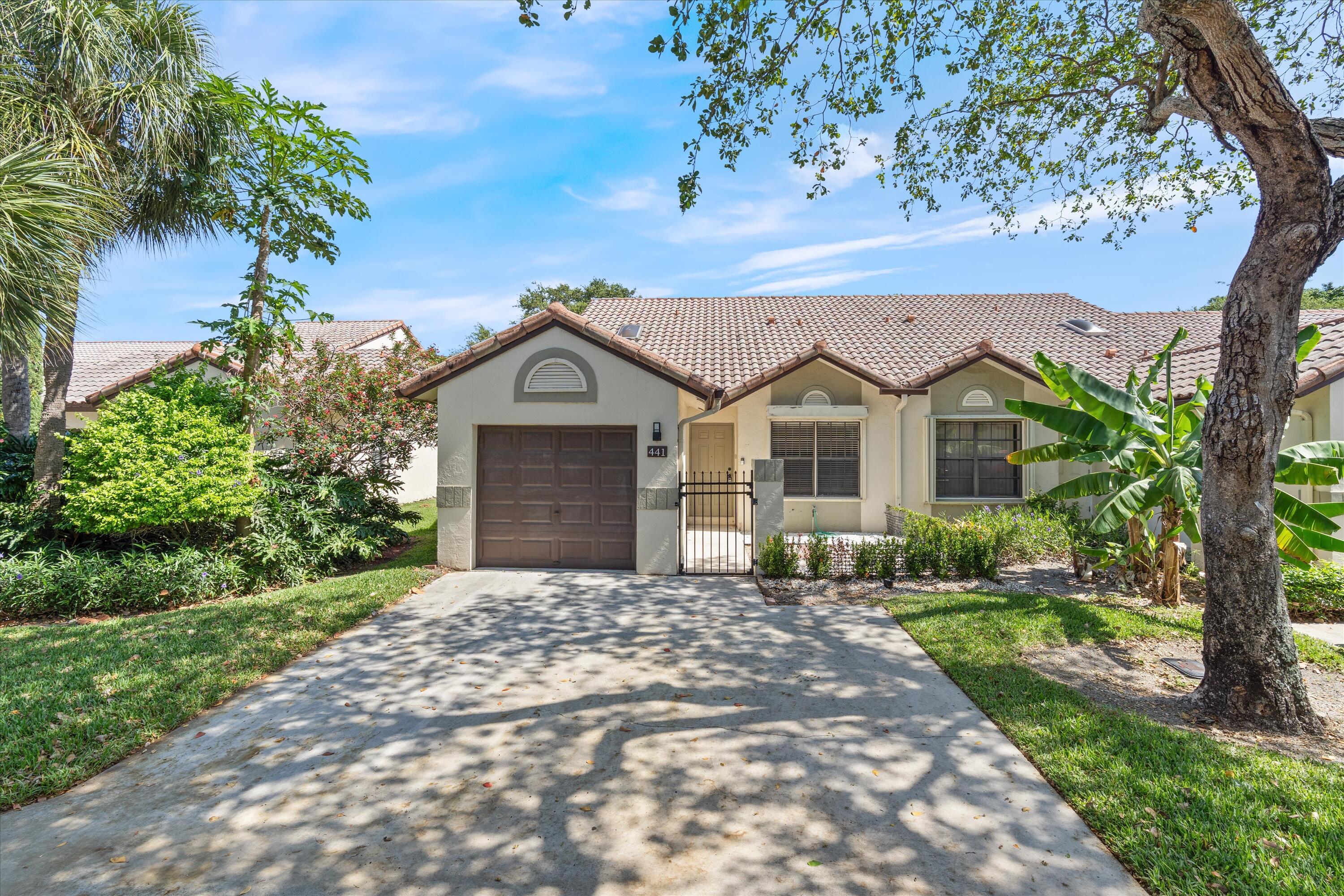 441 ASHWOOD
