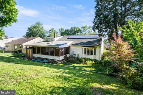 $465,000 | 2012 Wildwood Drive, Wilmington, DE 19805