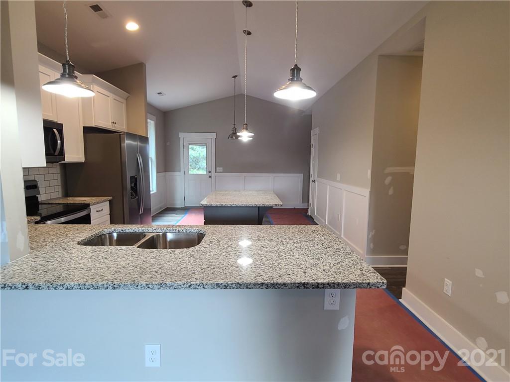 210 Anderson Road Albemarle, NC 28001 - Photo 4 of 13 Gallery Image 4