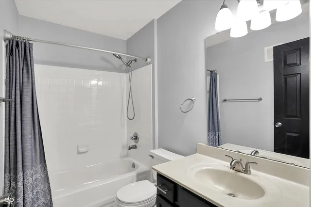 $185,000 | 8418 Glenwillow Lane, Unit 103, Indianapolis, IN 46278