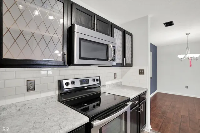 $185,000 | 8418 Glenwillow Lane, Unit 103, Indianapolis, IN 46278