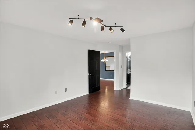 $185,000 | 8418 Glenwillow Lane, Unit 103, Indianapolis, IN 46278