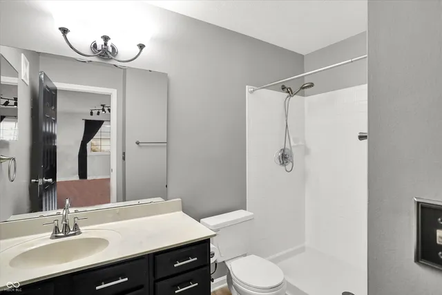 $185,000 | 8418 Glenwillow Lane, Unit 103, Indianapolis, IN 46278