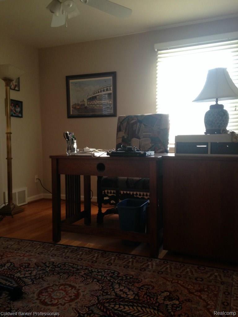 1734 Graefield Road Birmingham, MI 48009 - Photo 7 of 12 photo 2 (2).jpg