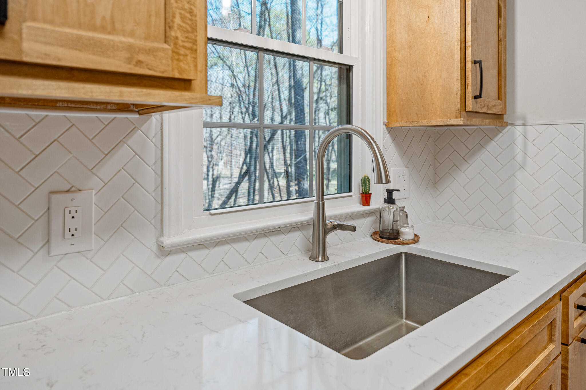 902 Loop Road Clayton, NC 27527 - Photo 10 of 42 QUARTZ/TILE