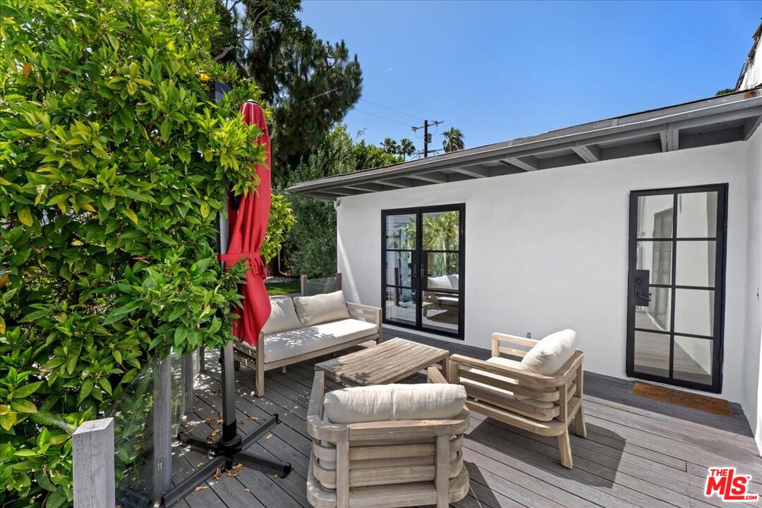 459 North Kings Road Los Angeles, CA 90048 - Photo 15 of 23
