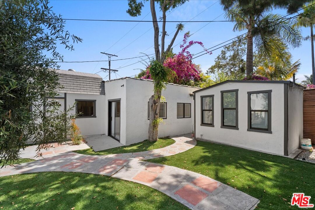 459 North Kings Road Los Angeles, CA 90048 - Photo 17 of 23