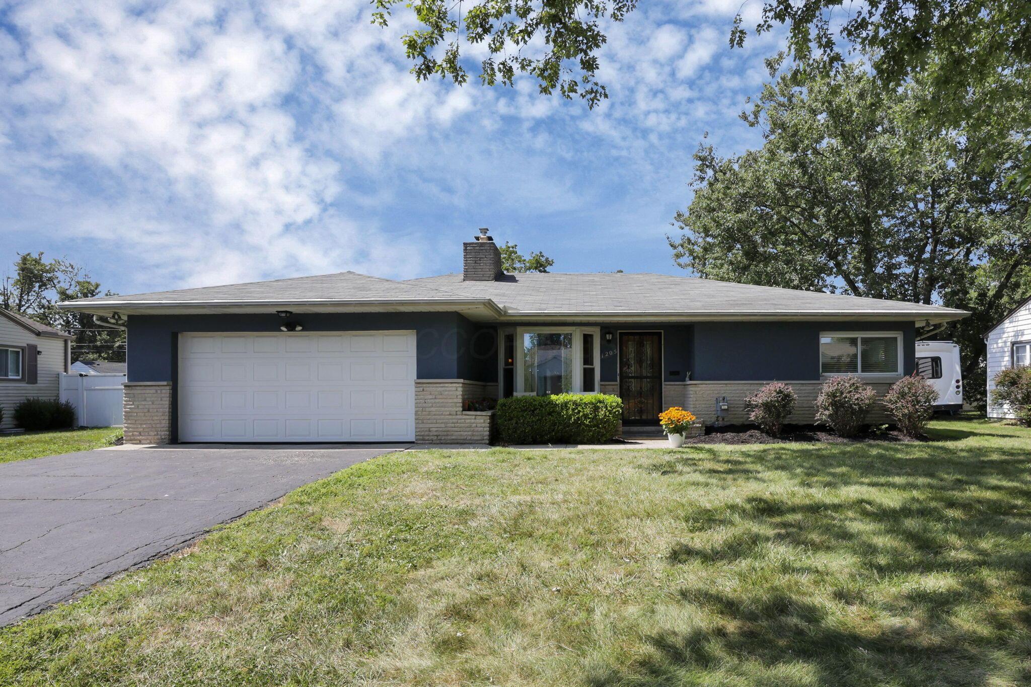 1205 Kenwick Road Columbus, OH 43209 - Photo 1 of 47 cover