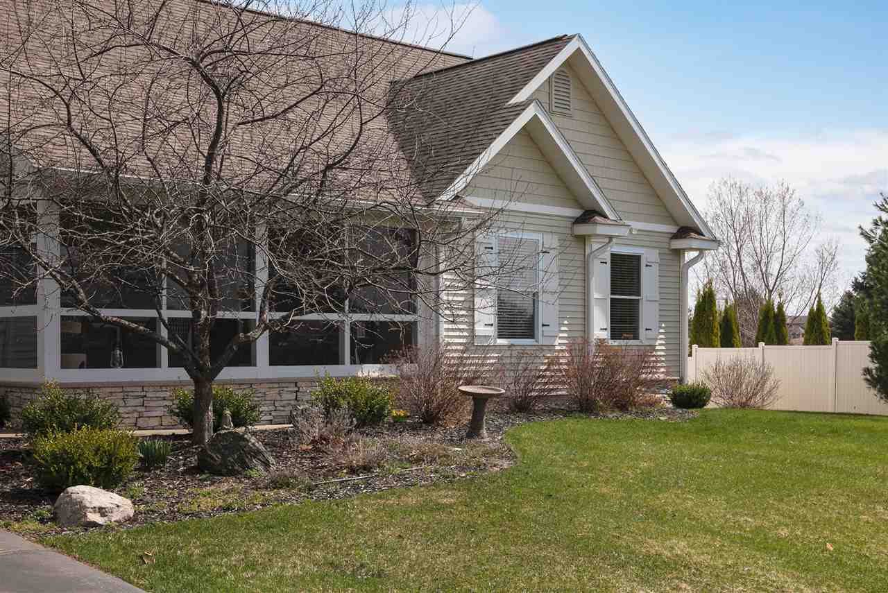 1785 South Donnybrook Road Suttons Bay, MI 49682 - Photo 6 of 36 1885875-5.JPG