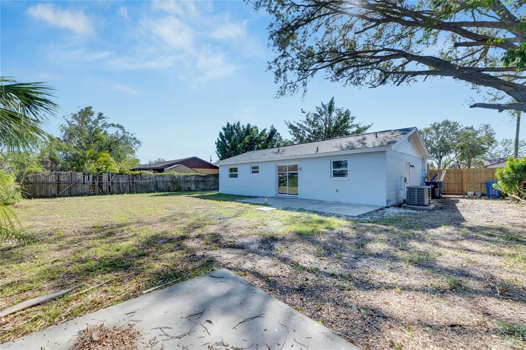 527 Fox Run Trail Apollo Beach, FL 33572 - Photo 40 of 54