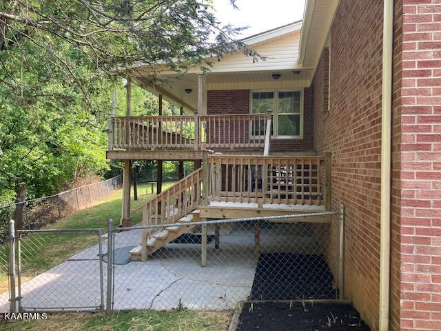 821 Commanche Drive Newport, TN 37821 - Photo 3 of 39 IMG_3706