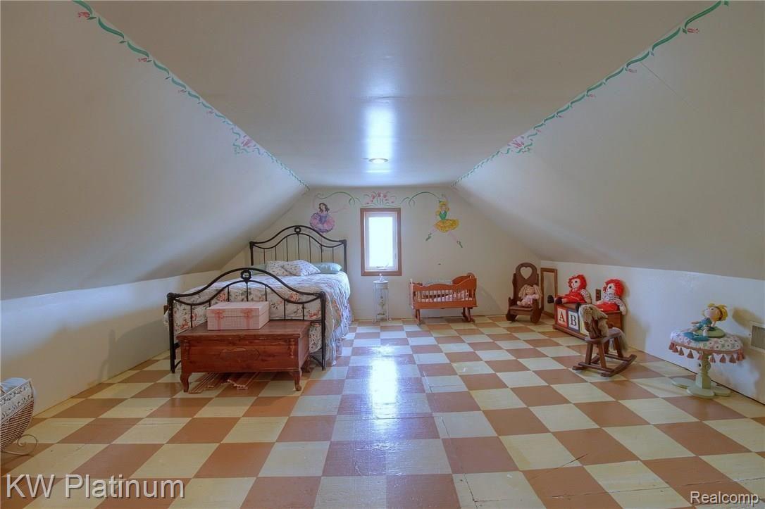 5957 Yager Road St. Clair, MI 48079 - Photo 22 of 33 Bonus_Room.jpg