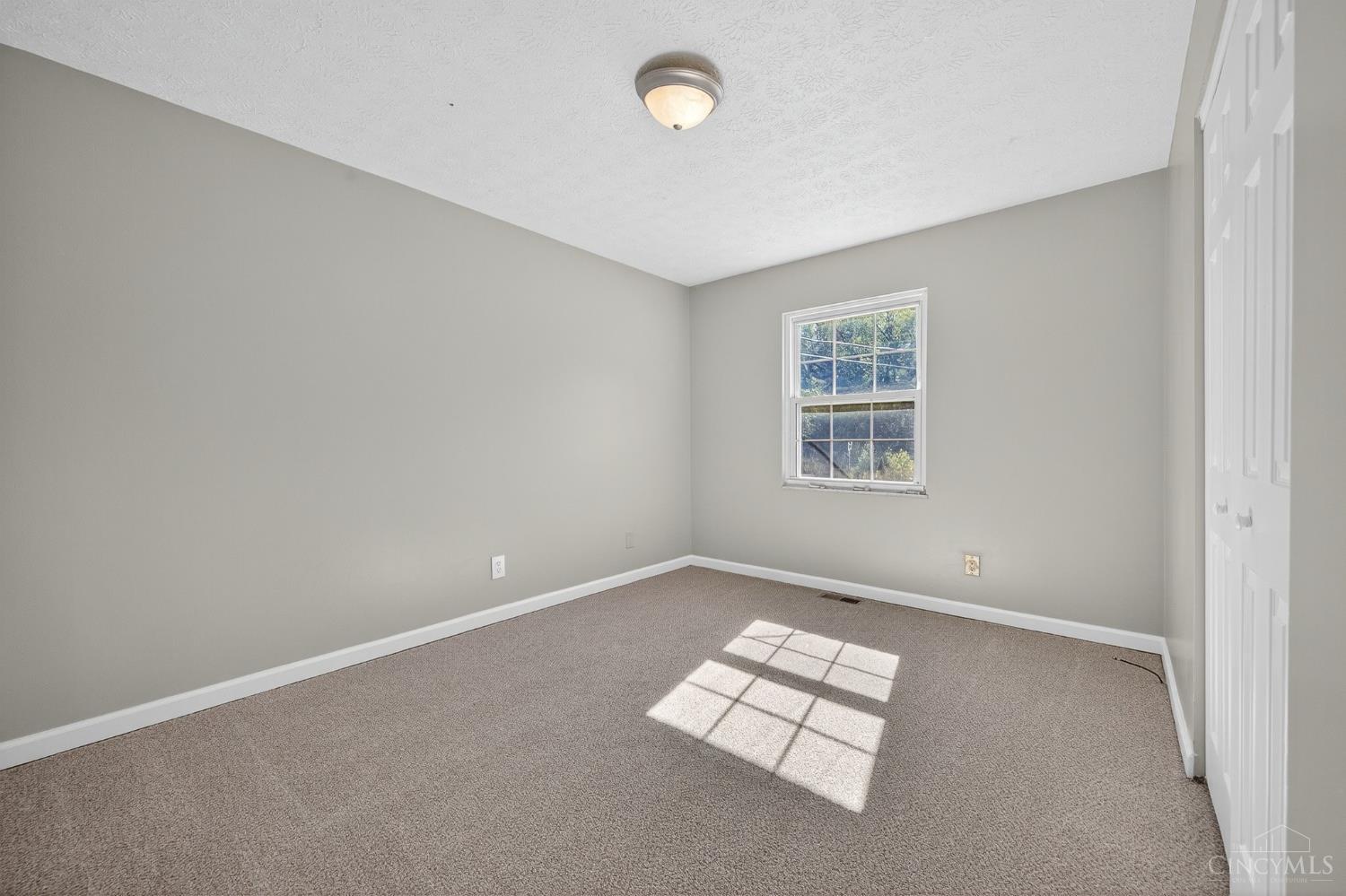 5468 Rapid Run Road Cincinnati, OH 45238 - Photo 24 of 44