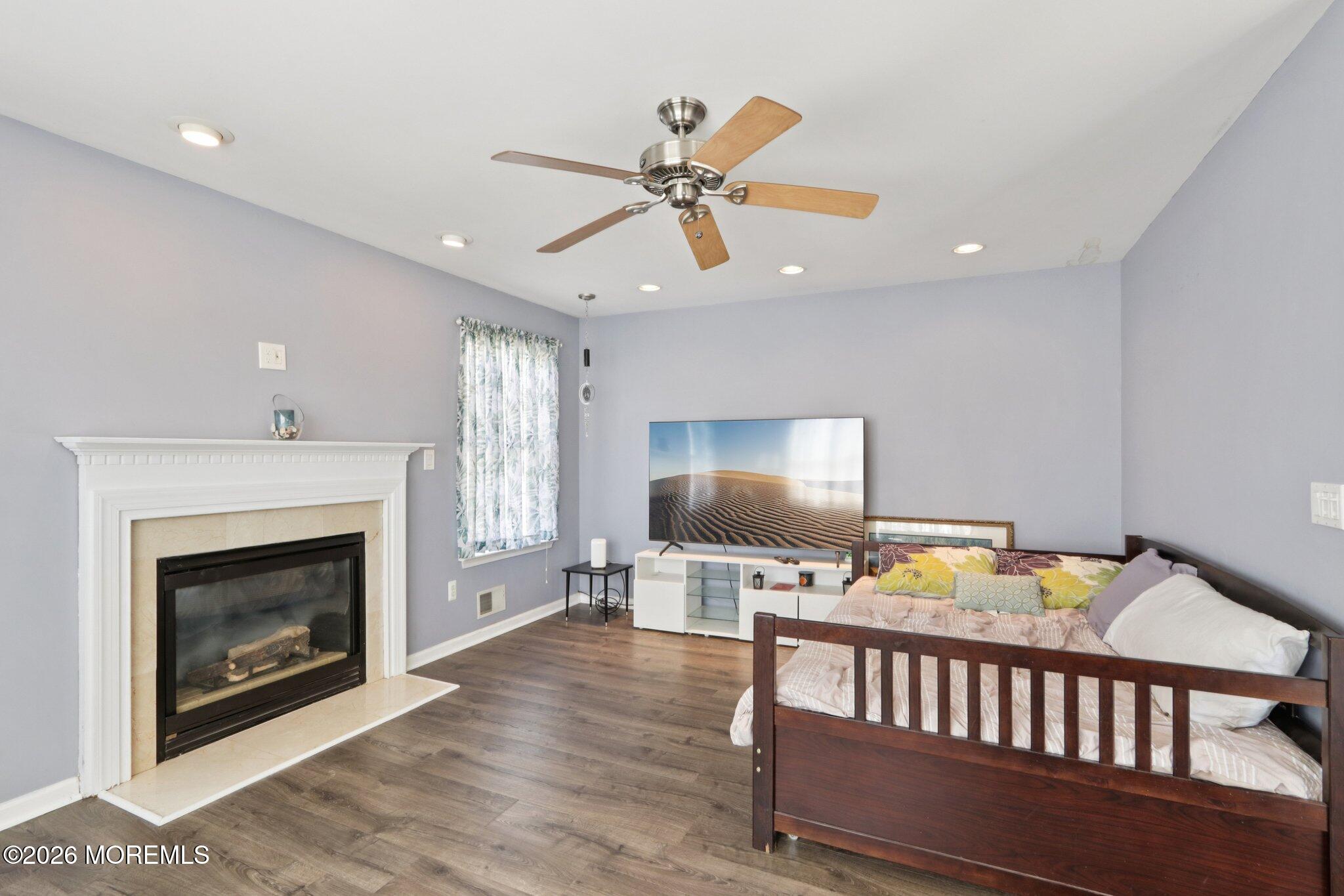 187 Compass Road Manahawkin, NJ 08050 - Photo 24 of 64 27-web-or-mls-Compass Rd-S2103-027