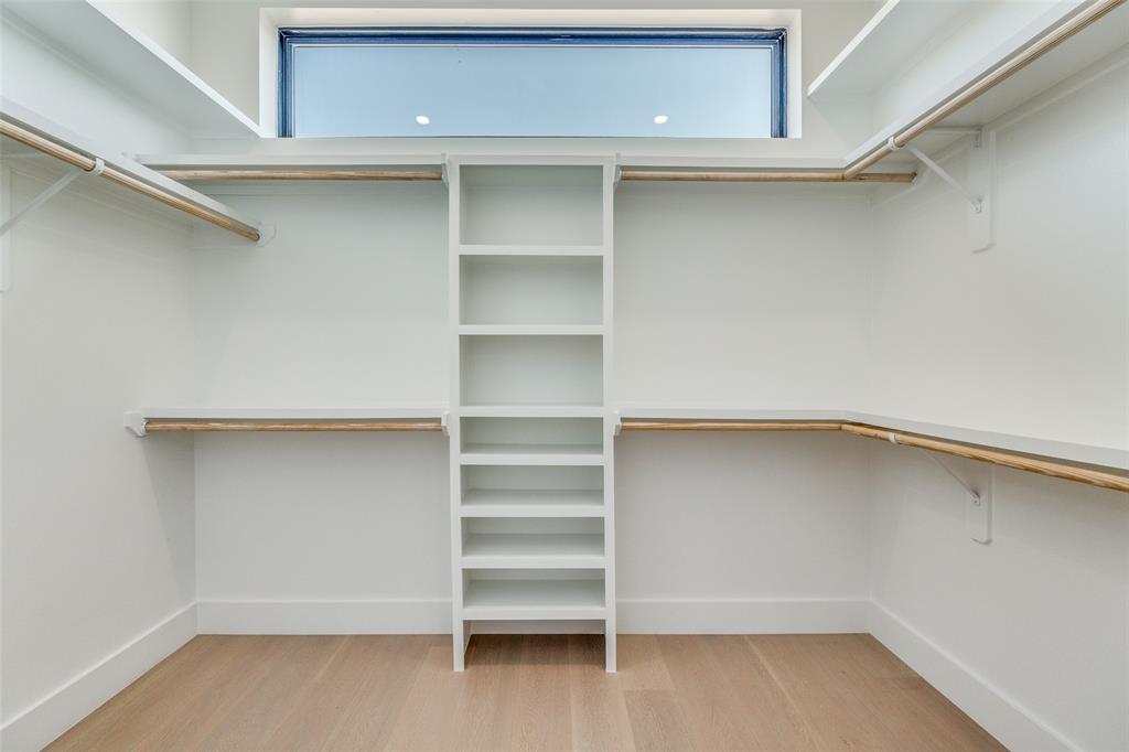 708 West 10th Street, Unit 101 Dallas, TX 75208 - Photo 14 of 31 Furnished Model Home_#102