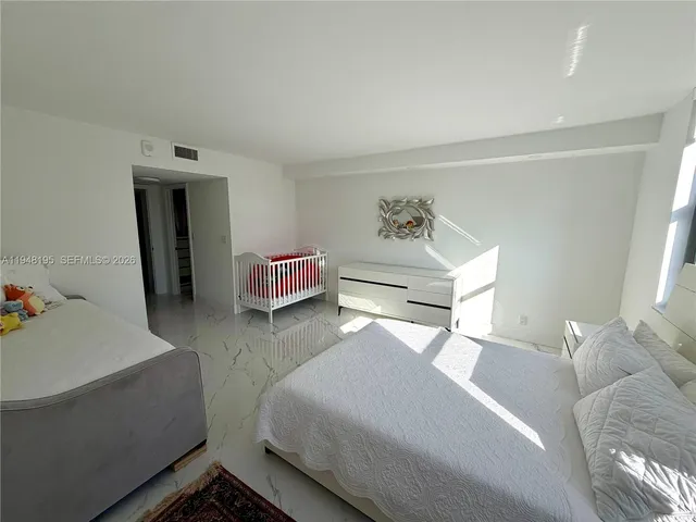 $5,000 | 1920 South Ocean Drive, Unit 5A, Hallandale Beach, FL 33009