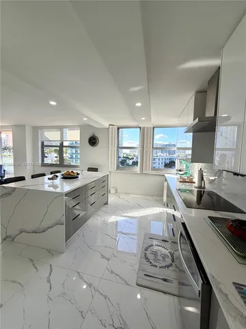 $5,000 | 1920 South Ocean Drive, Unit 5A, Hallandale Beach, FL 33009