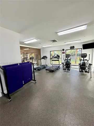 $5,000 | 1920 South Ocean Drive, Unit 5A, Hallandale Beach, FL 33009