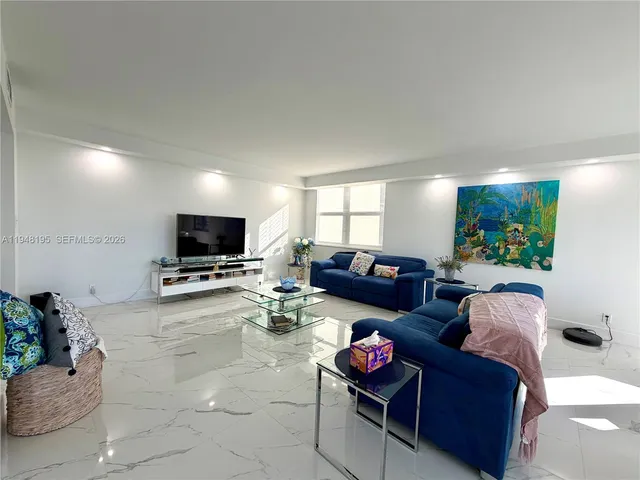$5,000 | 1920 South Ocean Drive, Unit 5A, Hallandale Beach, FL 33009