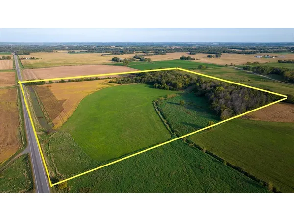 $649,900 | 50 County Road 50, Carver, MN 55315