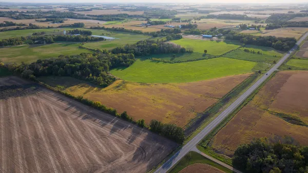 $649,900 | 50 County Road 50, Carver, MN 55315