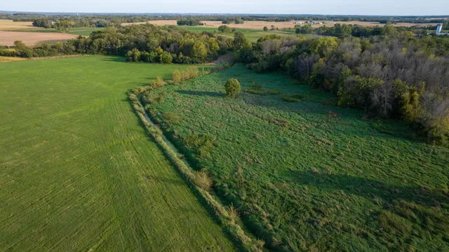 $699,900 | 50 County Road 50, Carver, MN 55315