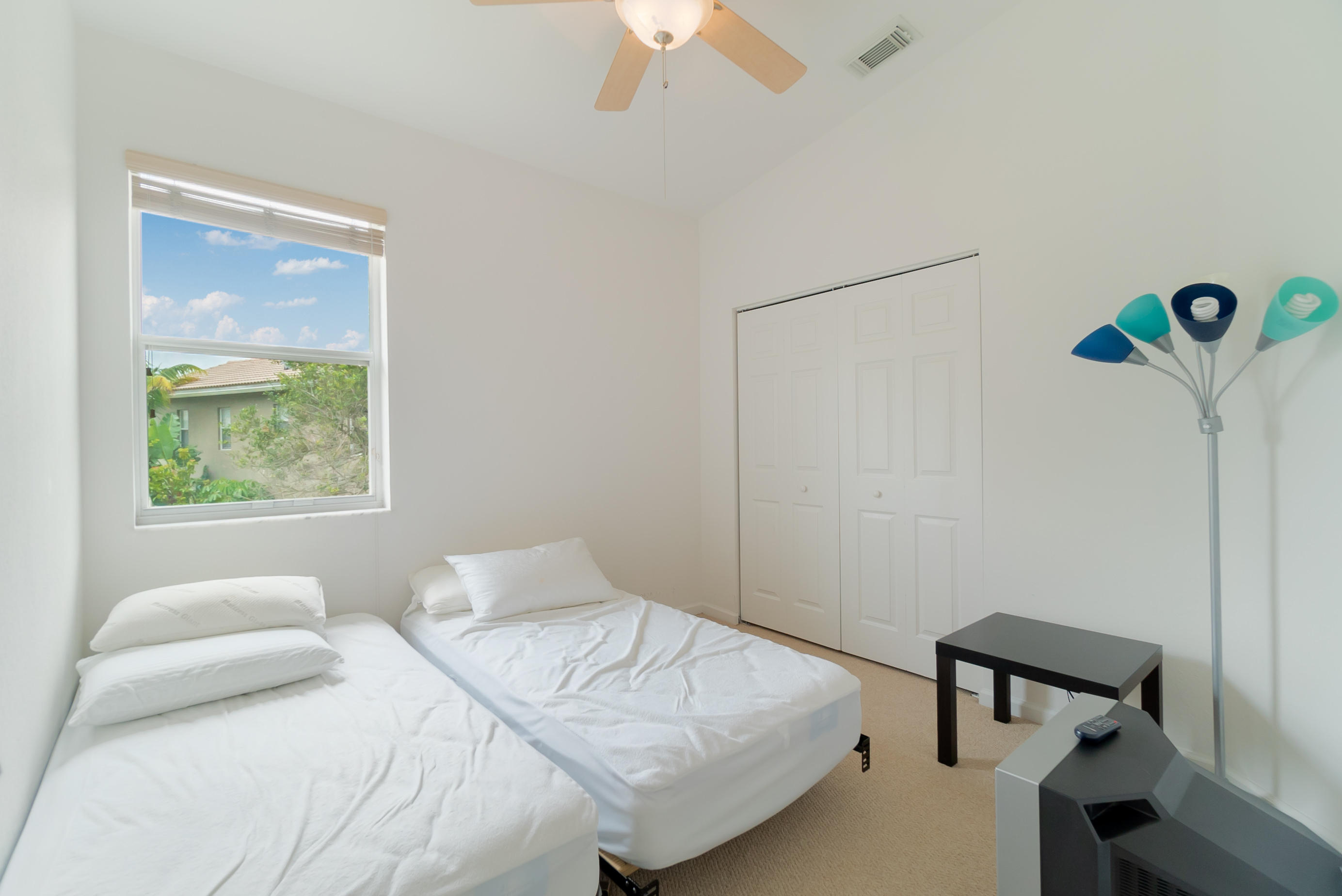 3204 Laurel Ridge Circle Riviera Beach, FL 33404 - Photo 9 of 19 Second Bedroom