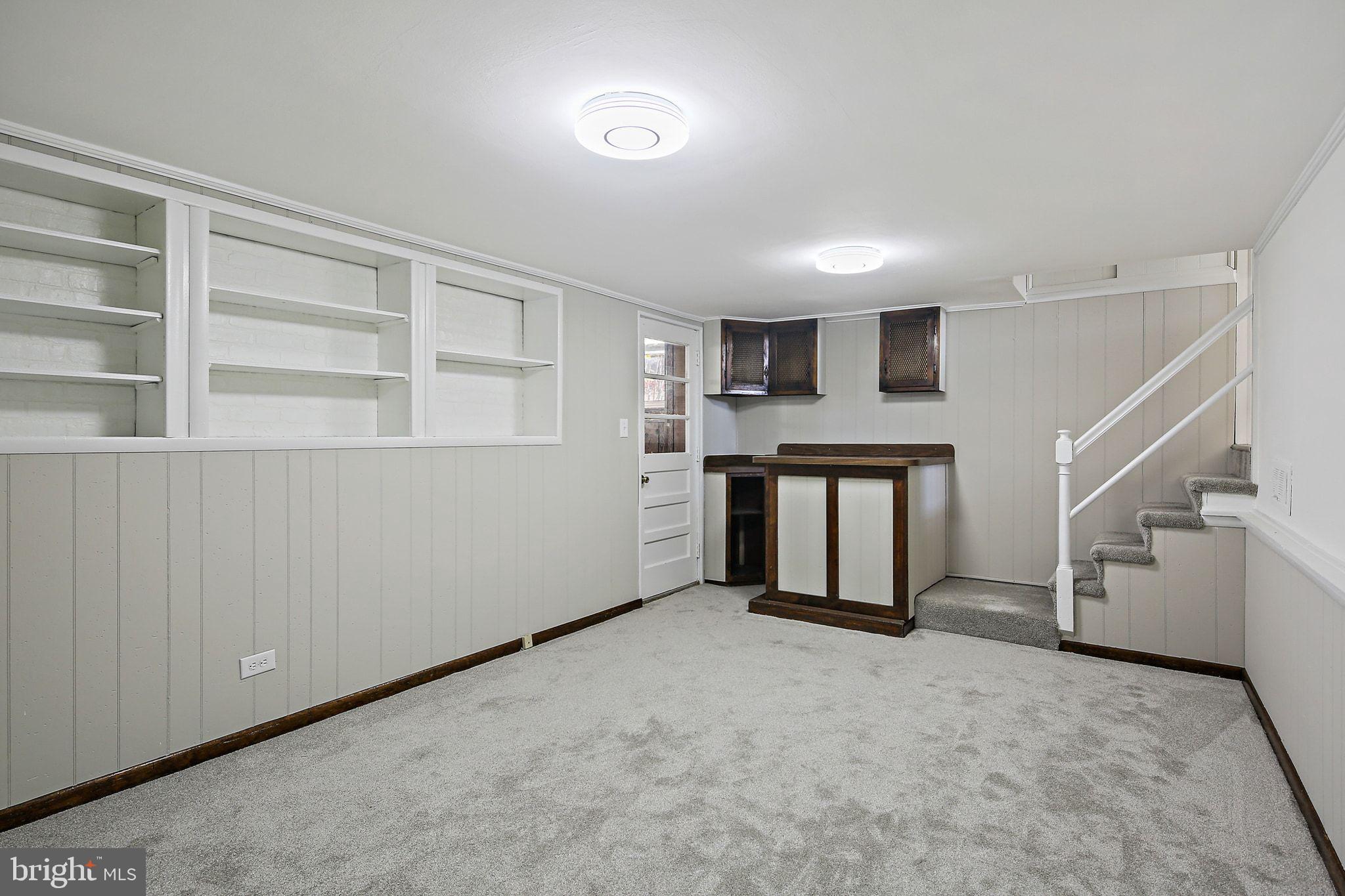 6204 Scranton Road Baltimore, MD 21237 - Photo 21 of 31 a view of a big room with closet and windows
