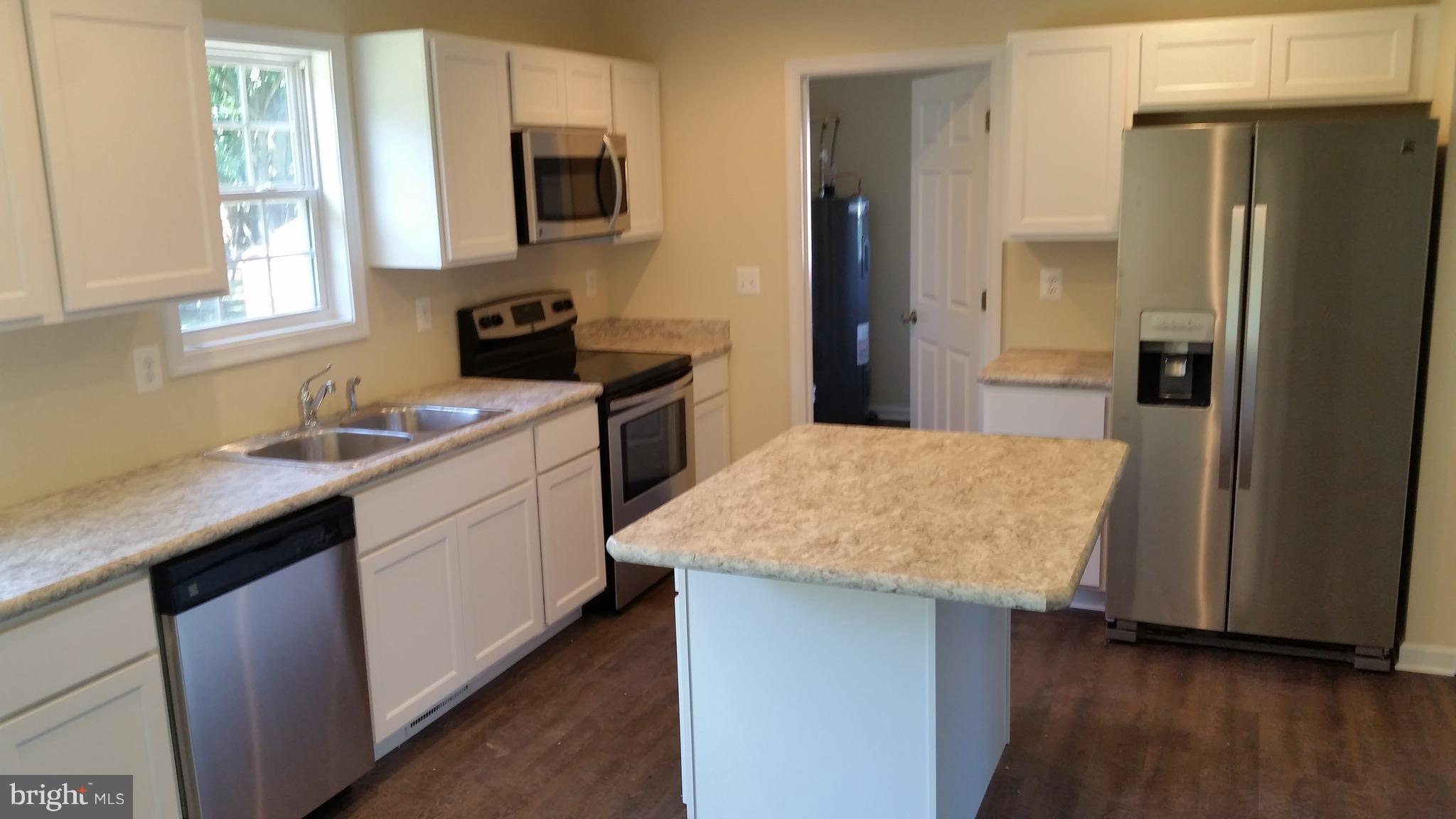 913 Round Top Road Chestertown, MD 21620 - Photo 3 of 12 STAINLESS APPLIANCES