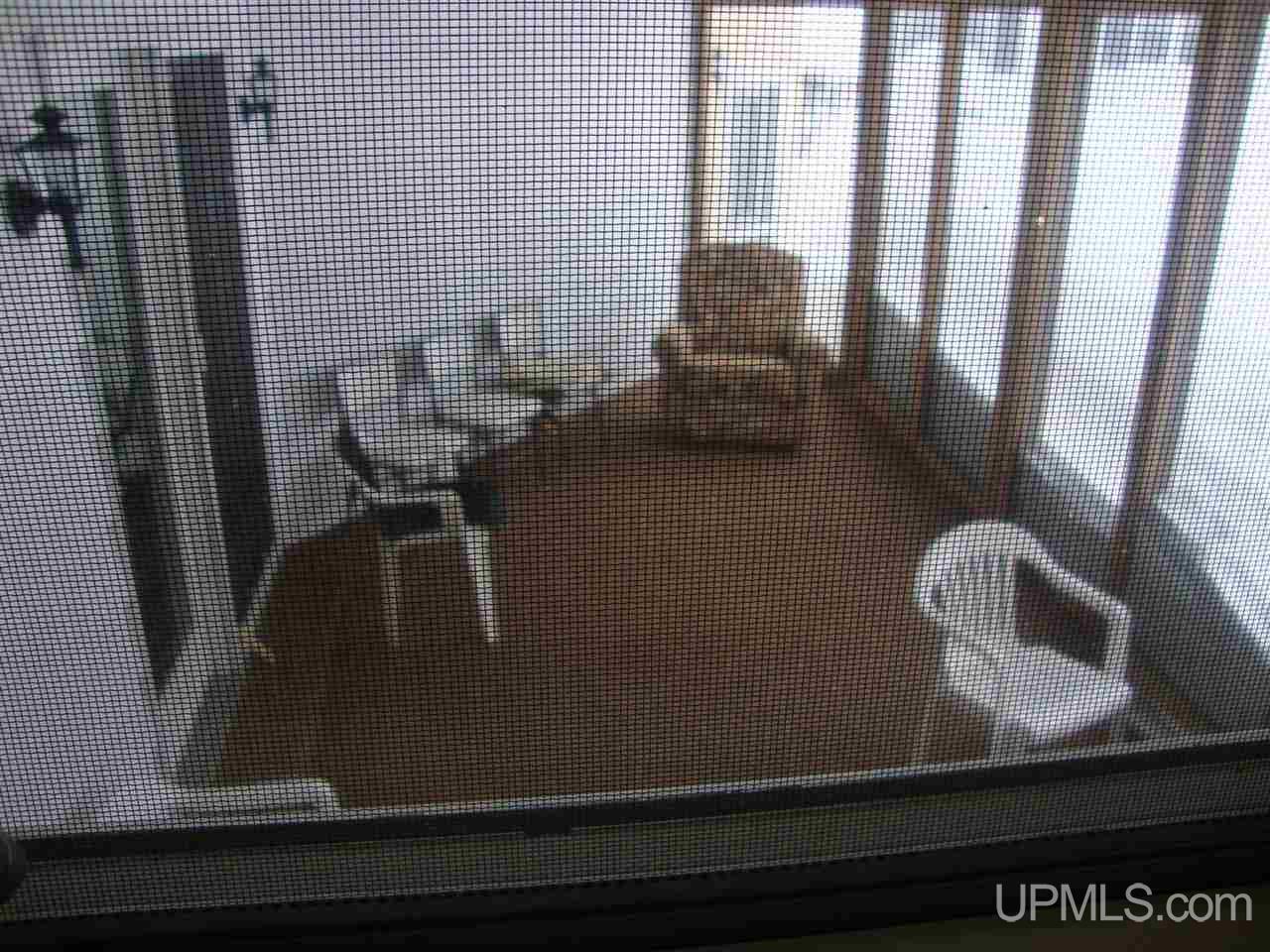 401 8th Street Calumet, MI 49913 - Photo 10 of 36