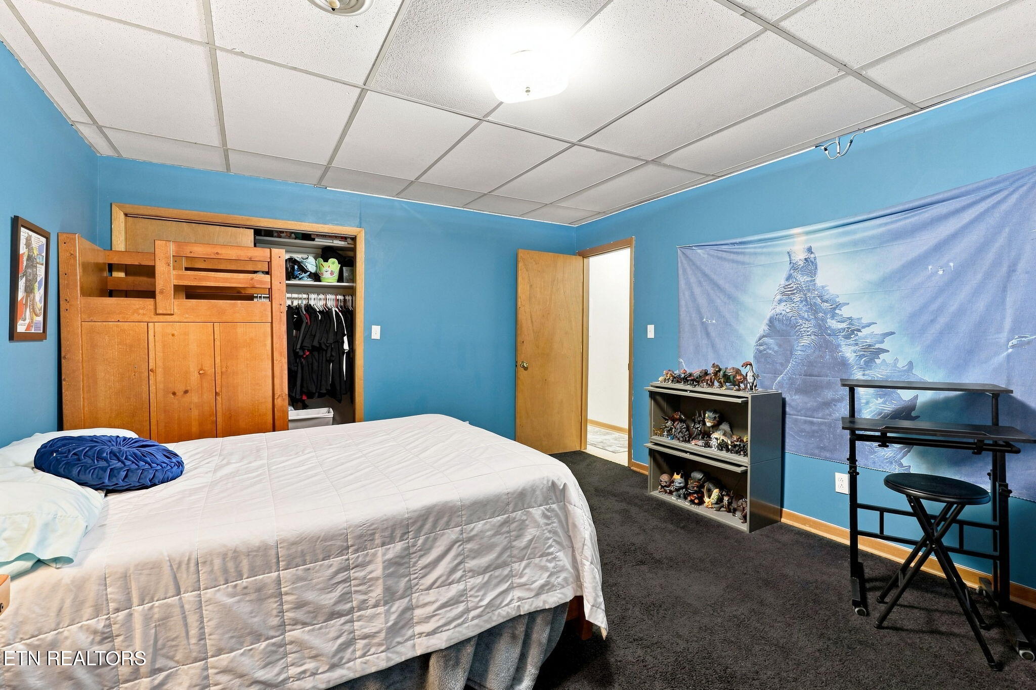 131 Cumberland View Drive Oak Ridge, TN 37830 - Photo 36 of 49 Lower Level Bedroom 4