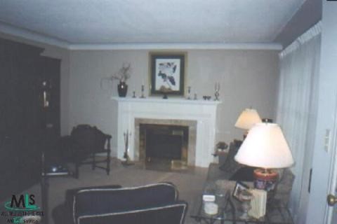 2016 Hampton Road Grosse Pointe, MI 48236 - Photo 2 of 9 665010-1.JPG