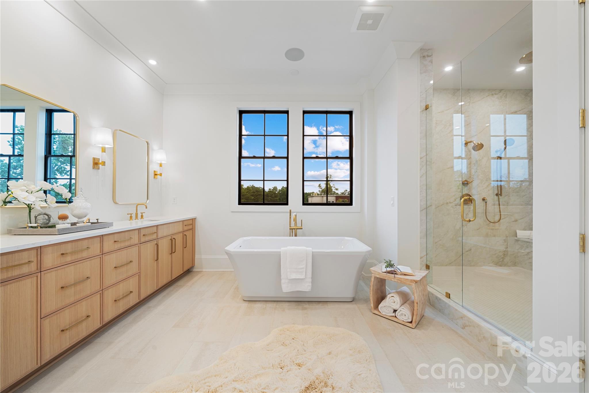 409 Queens Road, Unit 503 Charlotte, NC 28207 - Photo 13 of 30 Gallery Image 13