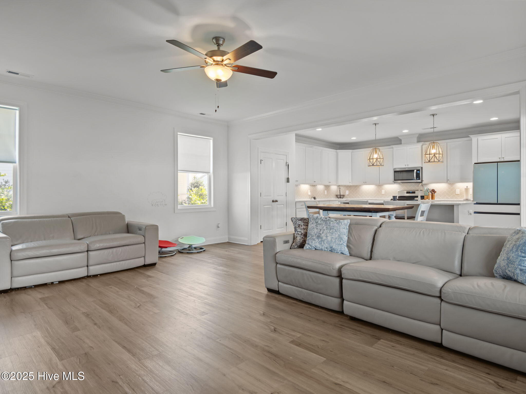 109 Firefly Circle Cedar Point, NC 28584 - Photo 14 of 51 Great Room