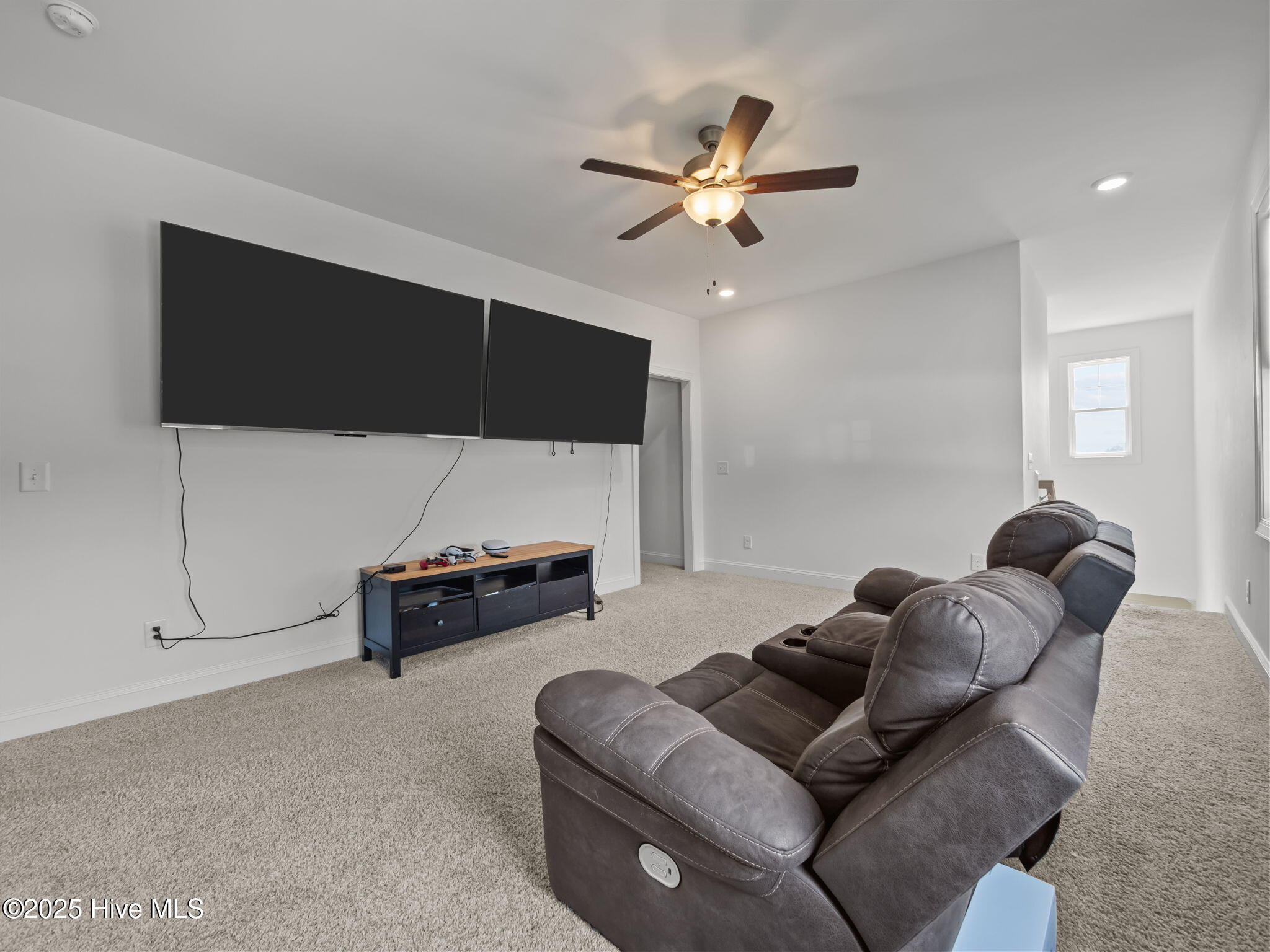 109 Firefly Circle Cedar Point, NC 28584 - Photo 30 of 51 Rec Room