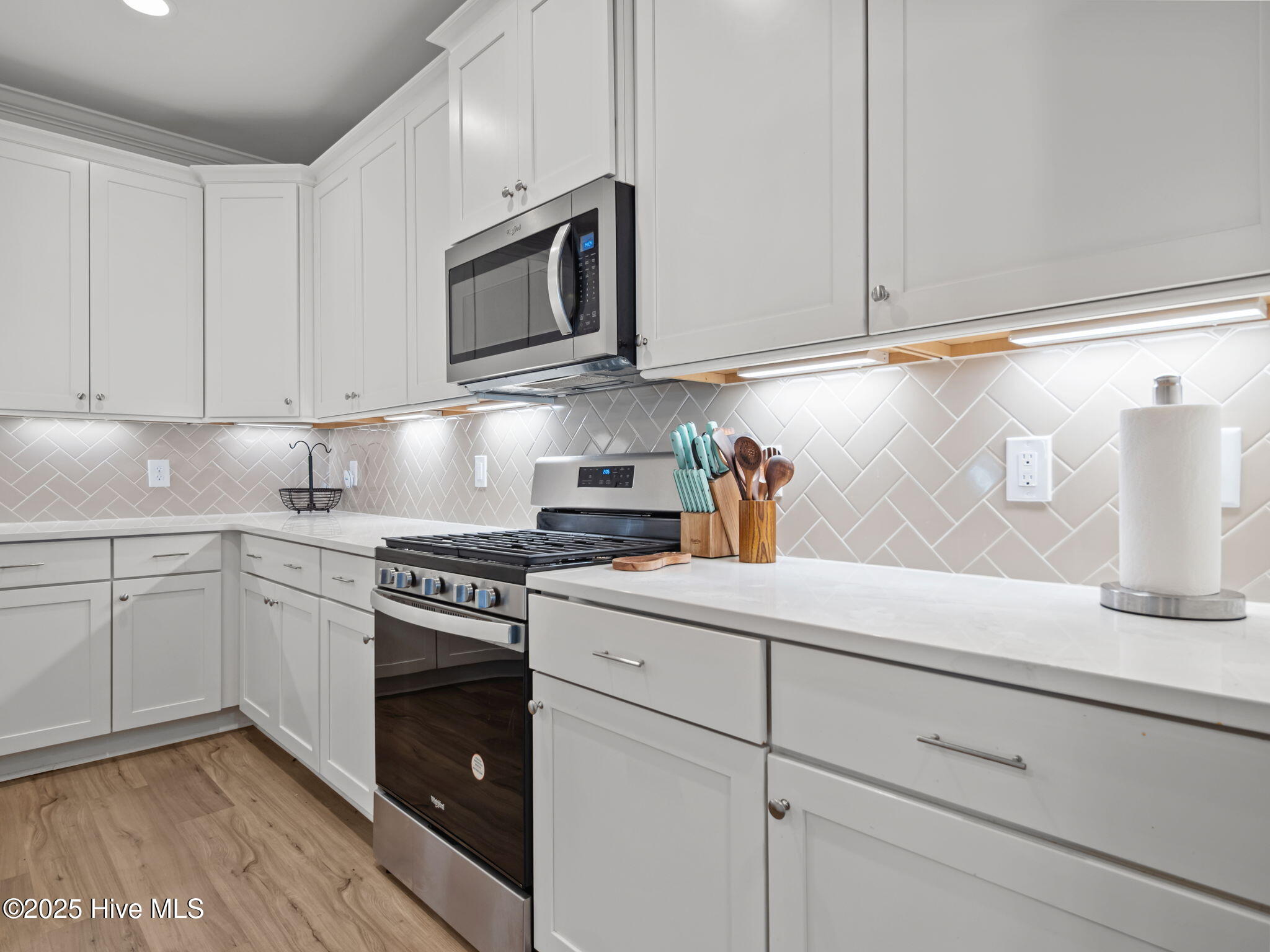 109 Firefly Circle Cedar Point, NC 28584 - Photo 7 of 51 Kitchen