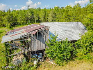 799 Bartley Road Rose Hill, VA 24281 - Photo 18 of 33 2