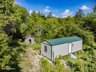 799 Bartley Road Rose Hill, VA 24281 - Photo 25 of 33 cabin