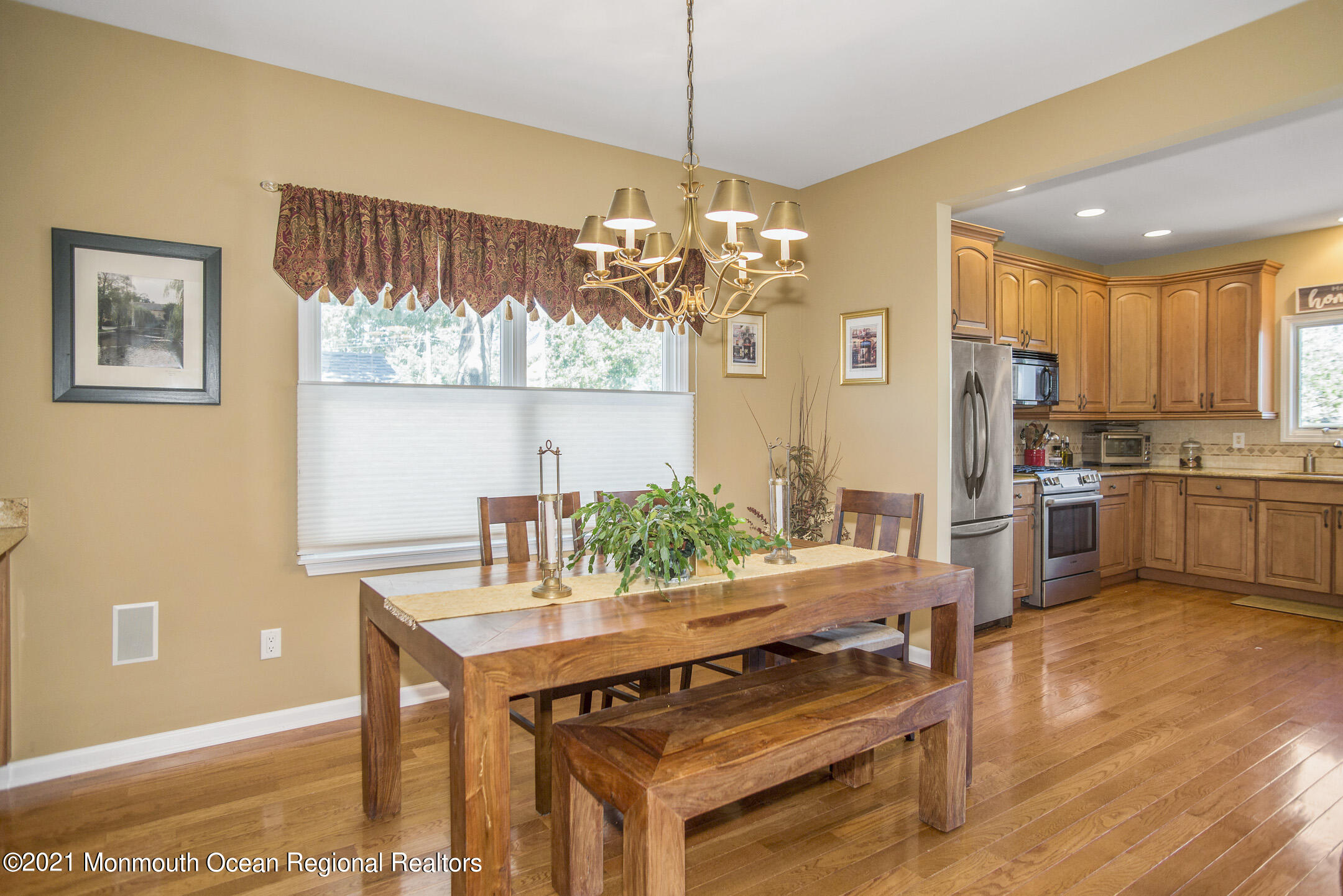 20 Queen Ann Road Brick, NJ 08723 - Photo 12 of 38 _RMJ1356 dining room
