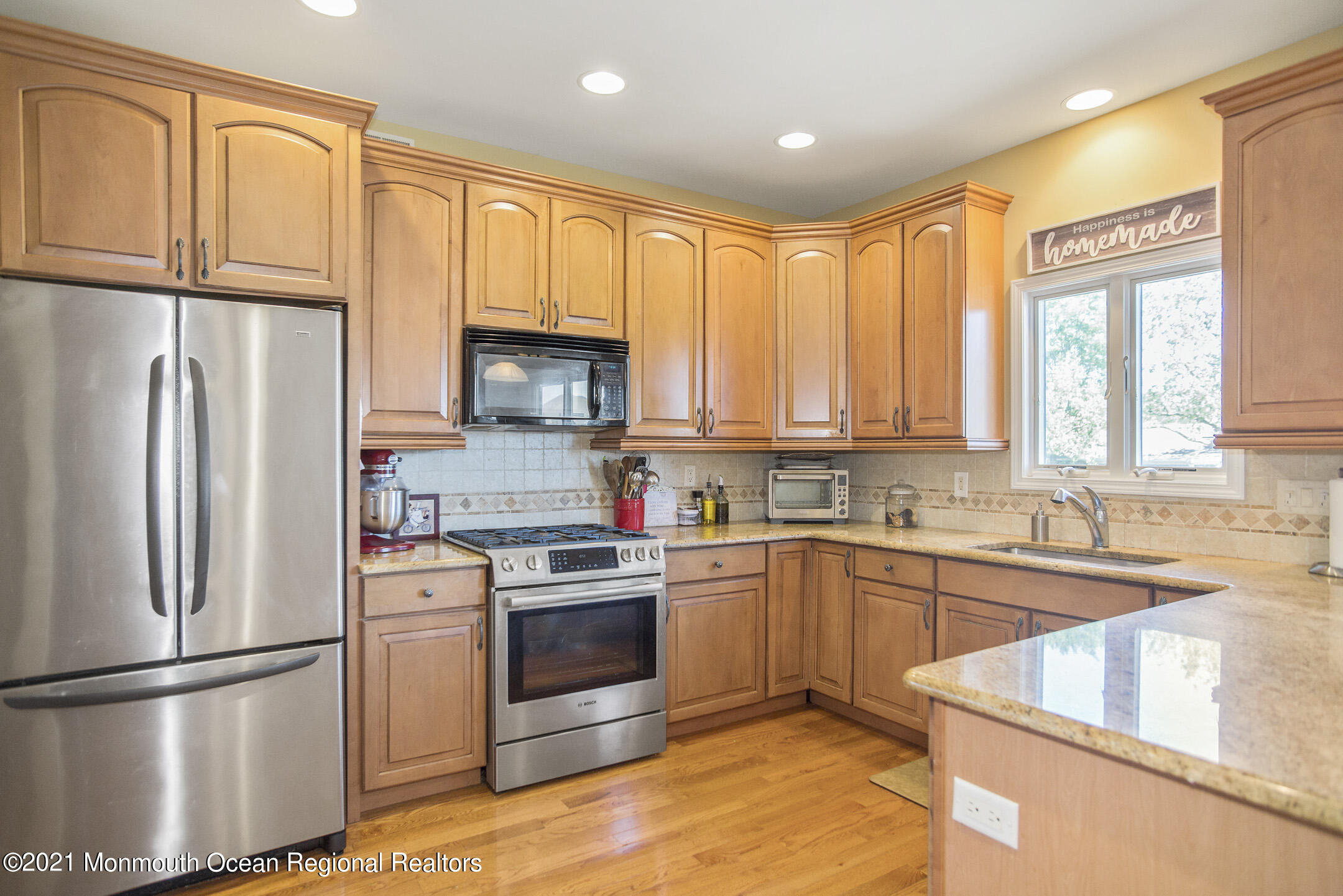 20 Queen Ann Road Brick, NJ 08723 - Photo 14 of 38 _RMJ1346 kitchen