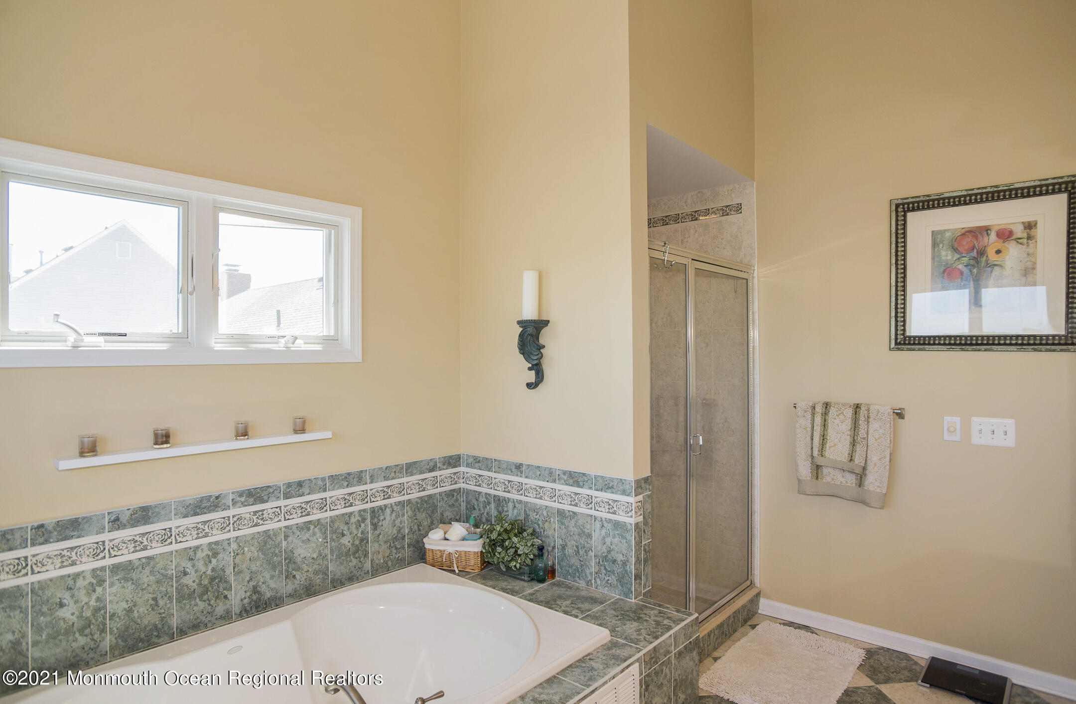 20 Queen Ann Road Brick, NJ 08723 - Photo 29 of 38 _RMJ1410 master bathroom