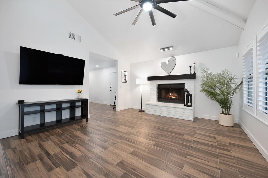 3728 Sun Shadows Lane Sacramento, CA 95821 - Photo 2 of 26